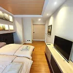 Centerscape - Studio By Dion
